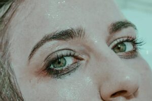 Mio marito partì per le Maldive tre giorni dopo il mio ictus – ma ad attenderlo al ritorno c’era una sorpresa che non dimenticherà mai