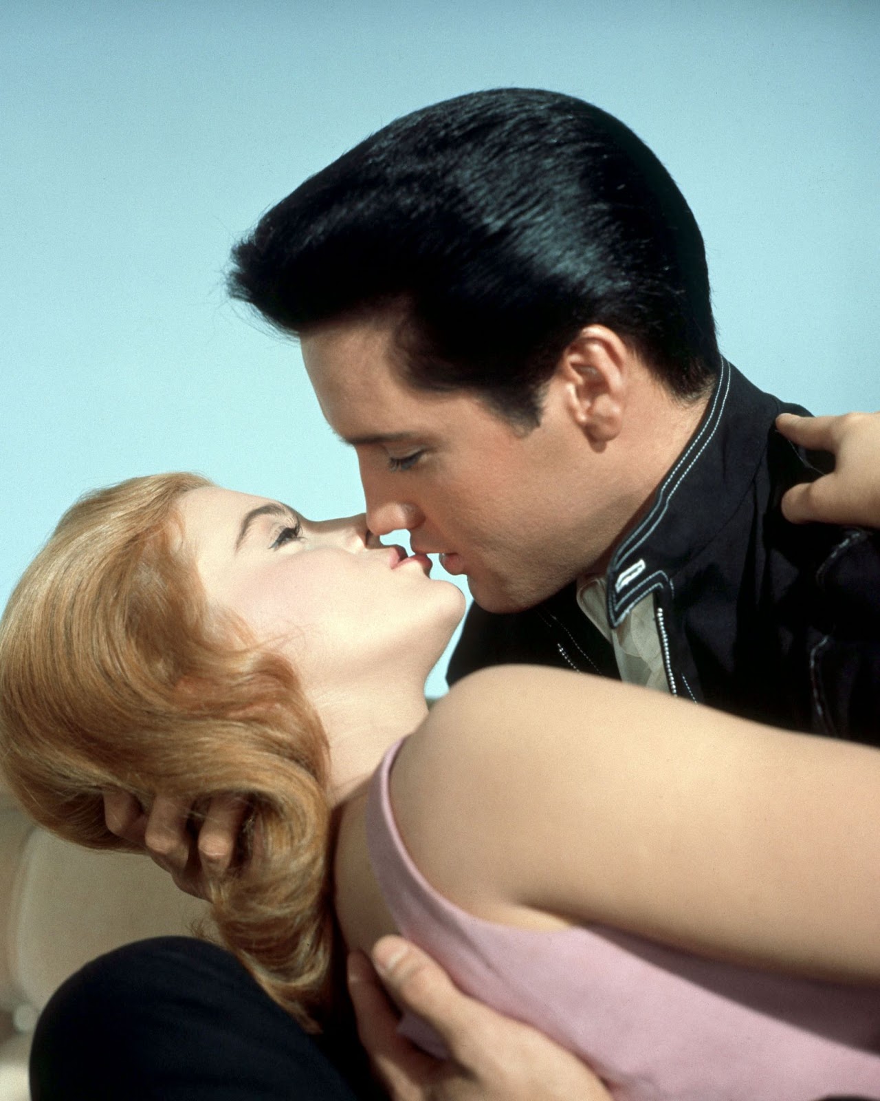 L'attrice svedese con Elvis Presley sul set di Viva Las Vegas nel 1964